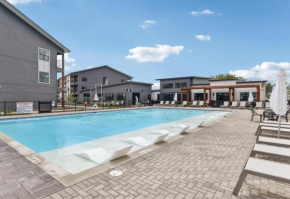 Virginia Apartments by Barsala